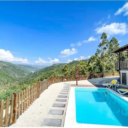 Quinta Da Resteva-chale Do Rio Holiday home *