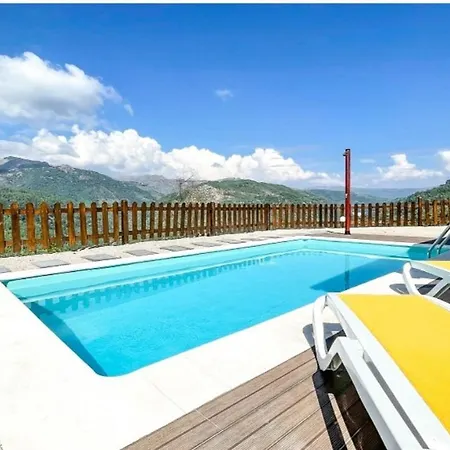 Quinta Da Resteva-chale Do Rio Holiday home *
