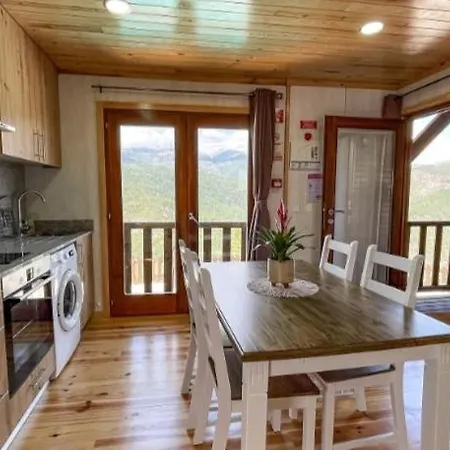 Quinta Da Resteva-chale Do Rio Holiday home *