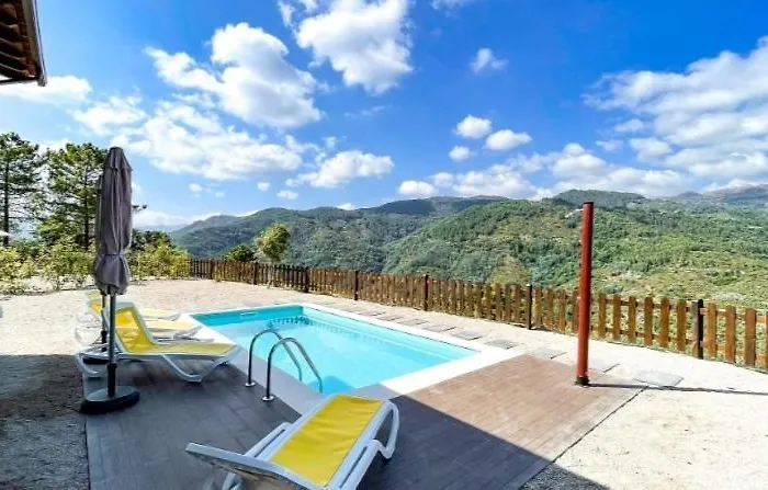 Quinta Da Resteva-chale Do Rio Holiday home *