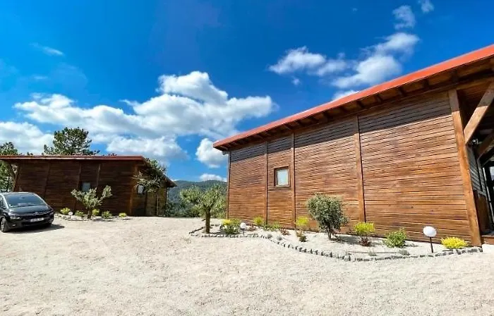 Quinta Da Resteva-chale Do Rio