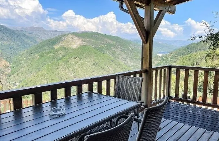 Quinta Da Resteva-chale Do Rio