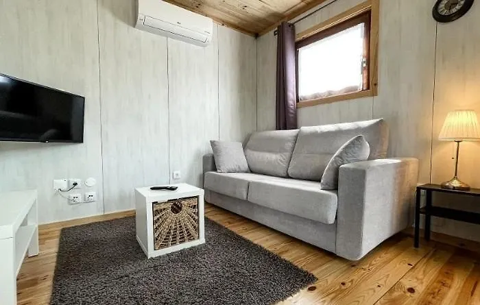 Quinta Da Resteva-chale Do Rio בית נופש